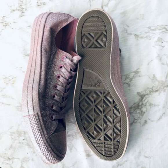 Converse Chuck Taylor Lo Top Glitter Sneakers - Picture 4 of 4